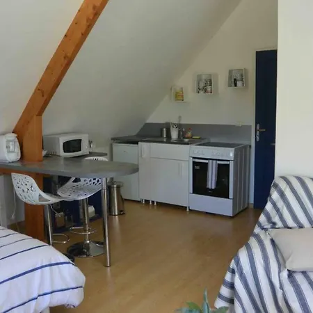 Studio meublé près des plages du débarquement Emieville Exterior foto